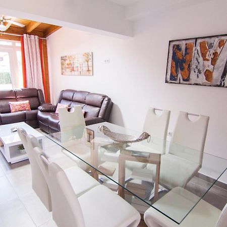 Anju Villas Los Delfines Bravo'S Apartments Corralejo Luaran gambar
