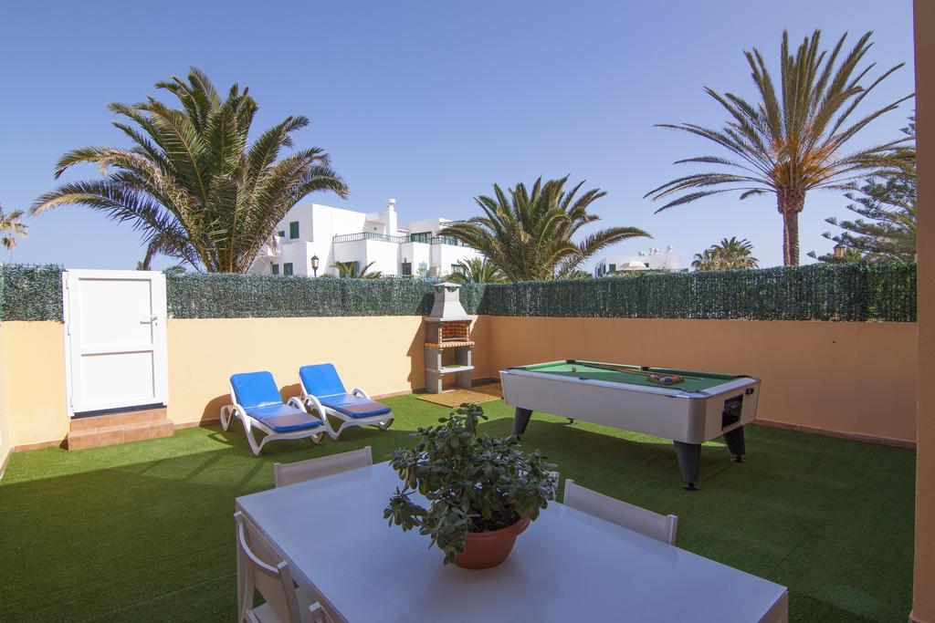 Anju Villas Los Delfines Bravo'S Apartments Corralejo Luaran gambar