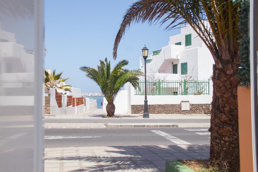Anju Villas Los Delfines Bravo'S Apartments Corralejo Luaran gambar