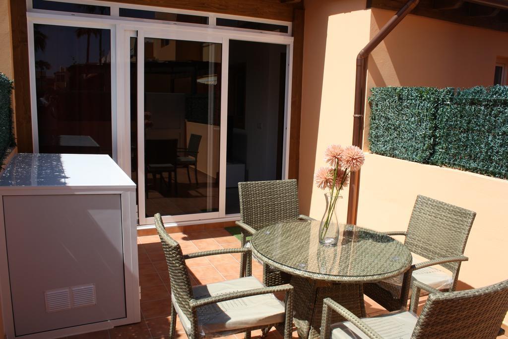 Anju Villas Los Delfines Bravo'S Apartments Corralejo Luaran gambar